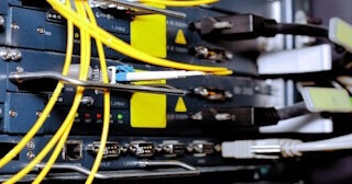 Заказать монтаж сетей в Зеленодольске. Обслуживание ПК, ремонт от 311 руб